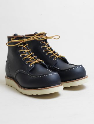 Red Wing 8859 Classic Moc Toe Navy paio