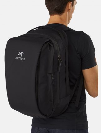Arc'teryx Blade 28 Backpack Black model