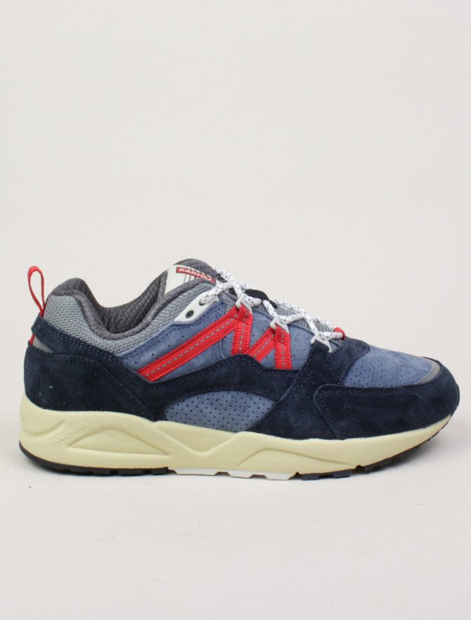 Karhu Fusion 2.0 India Ink Fiery Red