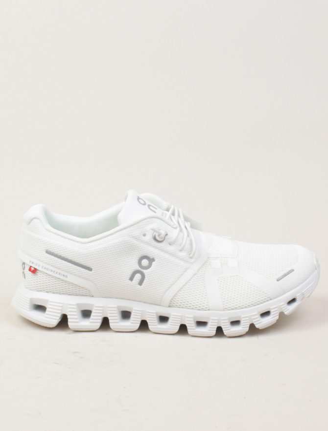 On Sneakers Running Cloud 5 All White