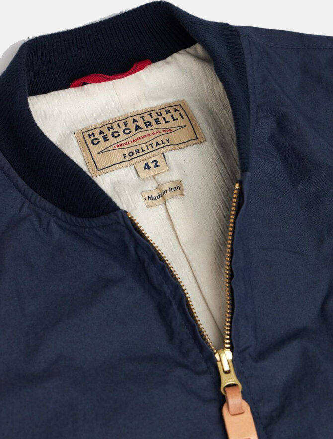 Manifattura Ceccarelli Bomber Jacket Navy neck detail