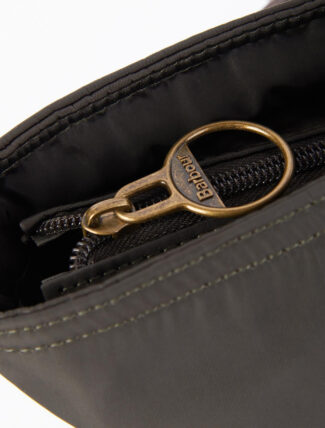 Barbour Edderton Tote Bag Olive detail zip