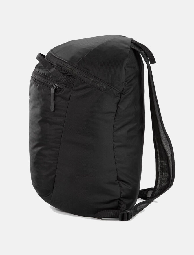 Arc'teryx Heliad 15 Backpack Black side