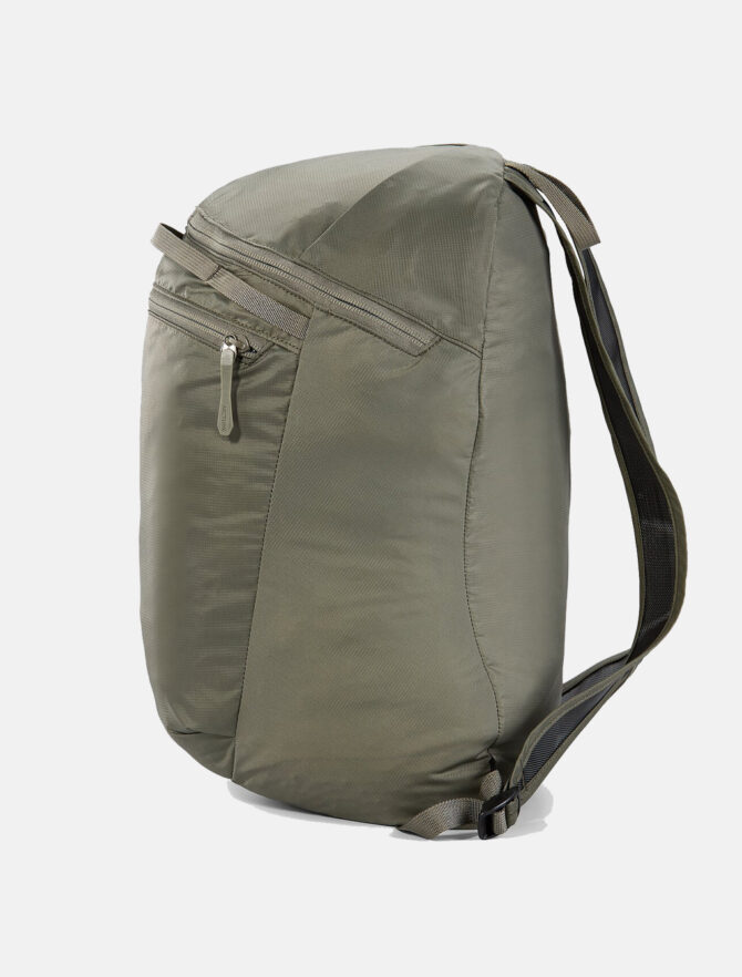 Arc'teryx Heliad 15 Backpack Forage side