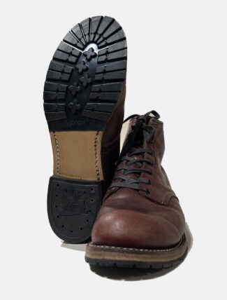 Riparazione &ndash; Risuolatura Red Wing Beckman con lavorazione originale